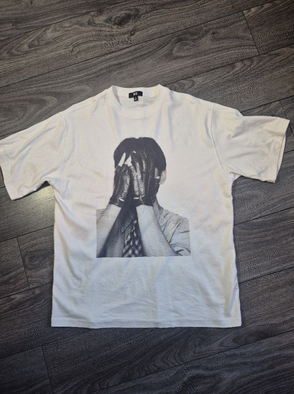BTS V Taehyung Official ARIRANG Pop-Up T-Shirt - Size M - Brand New